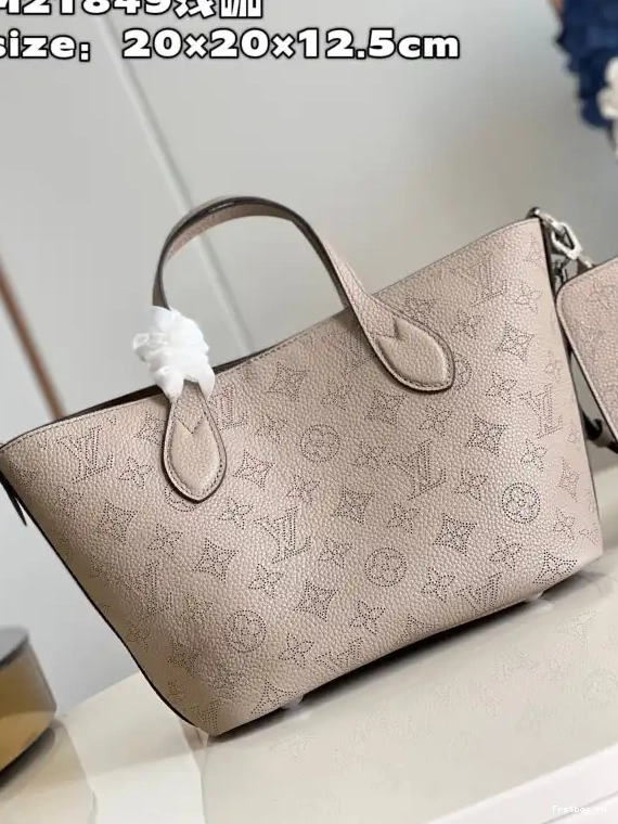 Frstbag ru PM VUITTON LOUIS BLOSSOM 0413